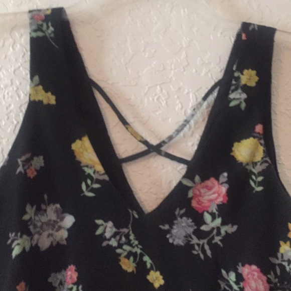 Shirt - Picture 2 of 4